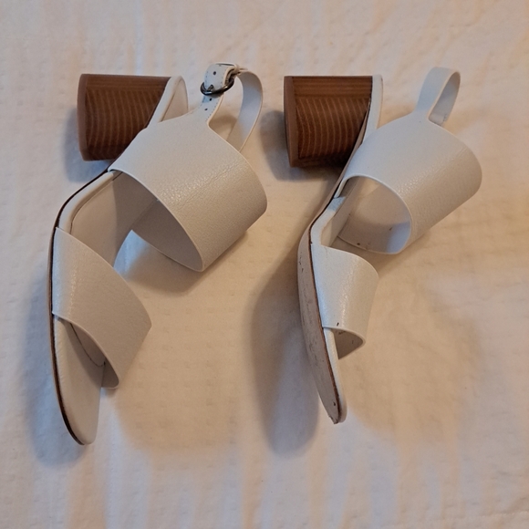 Via Spiga Leather Sandals White Size 9 Excellent Condition - Picture 3 of 7